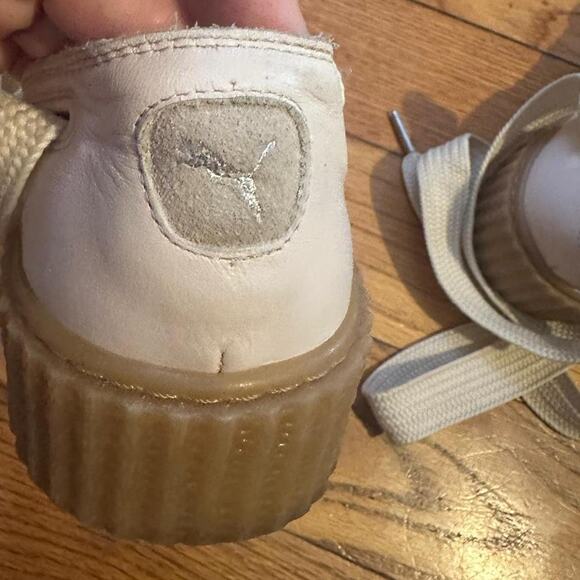 This is a Fenty x Puma Bow Creeper Sandal - Picture 4 of 7